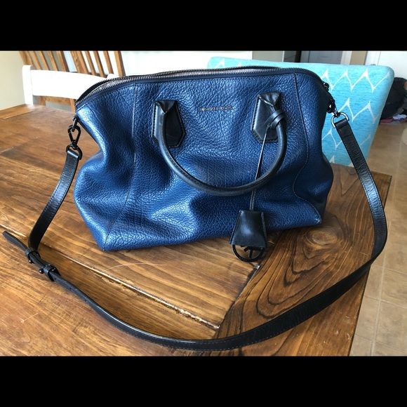 Michael Kors Handbags - Michael Kors handbag, gently used